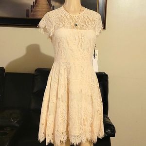 Dress BB DAKOTA SIZE 8